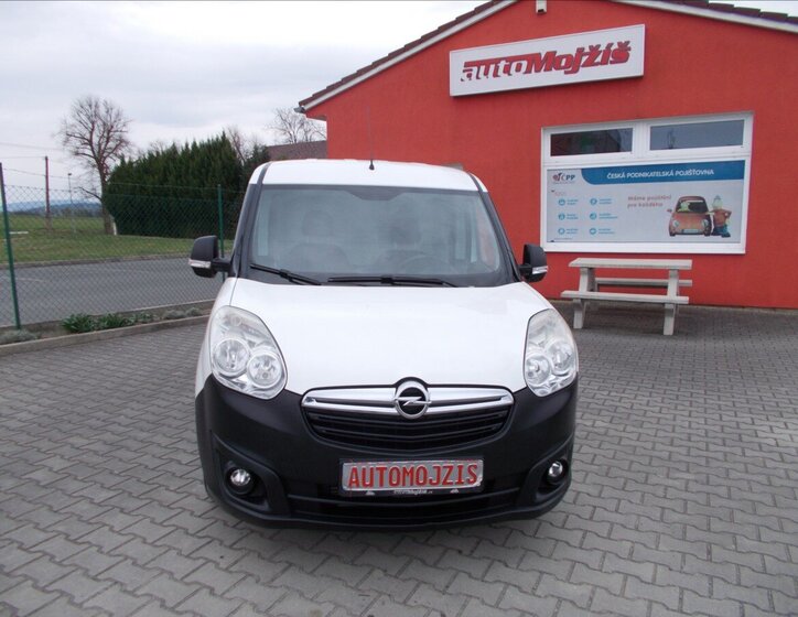 Opel Combo Skříň 1,6 l 77 kw