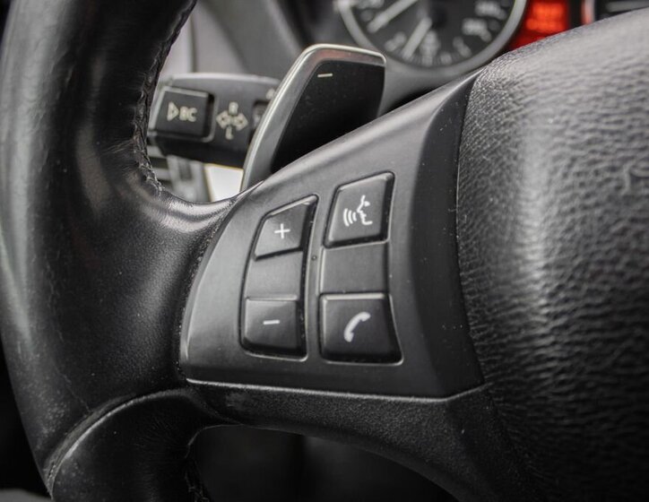 BMW X5 SUV 3,0 l 180 kw