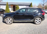 Volvo XC40 SUV / Terénní 2,0 l 140 kw