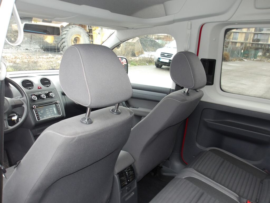 Volkswagen Caddy Skříň 1,6 l 75 kw