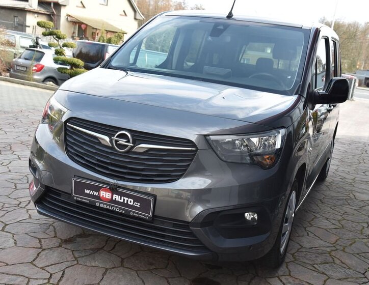Opel Combo MPV 1,2 l 96 kw