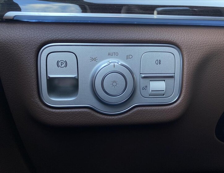 Mercedes-Benz GLE 18