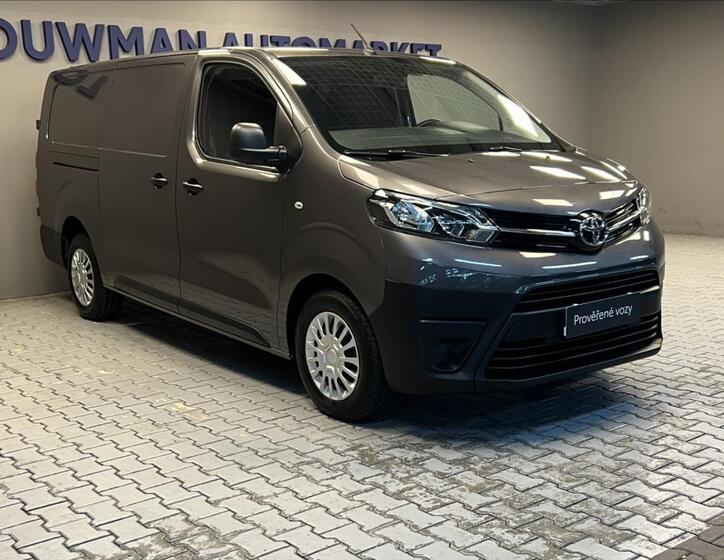 Toyota ProAce 12