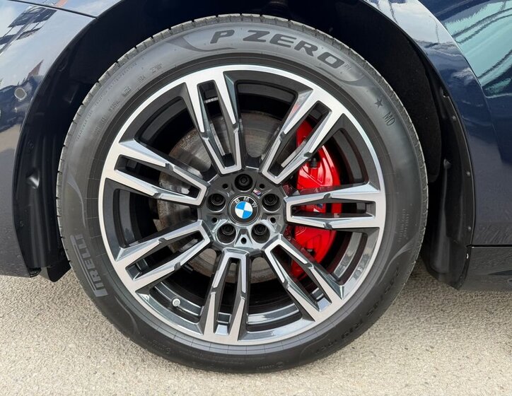 BMW Řada 5 Kombi 3,0 l 210 kw