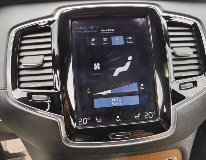 Volvo XC90 22