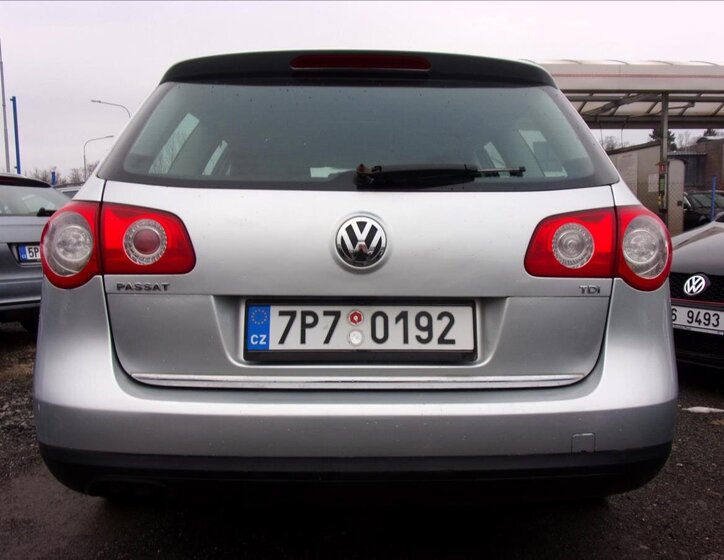 Volkswagen Passat 10