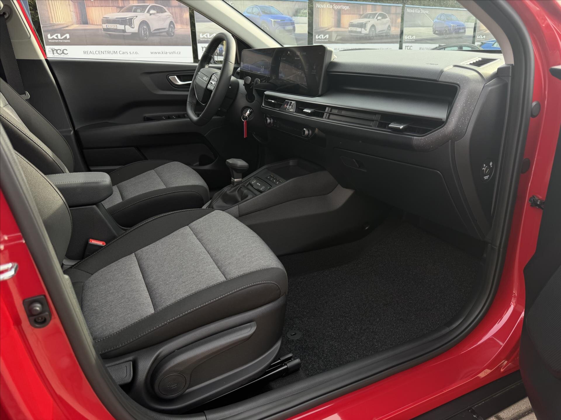 KIA Stonic CUV / Crossover 998,0 74 kw