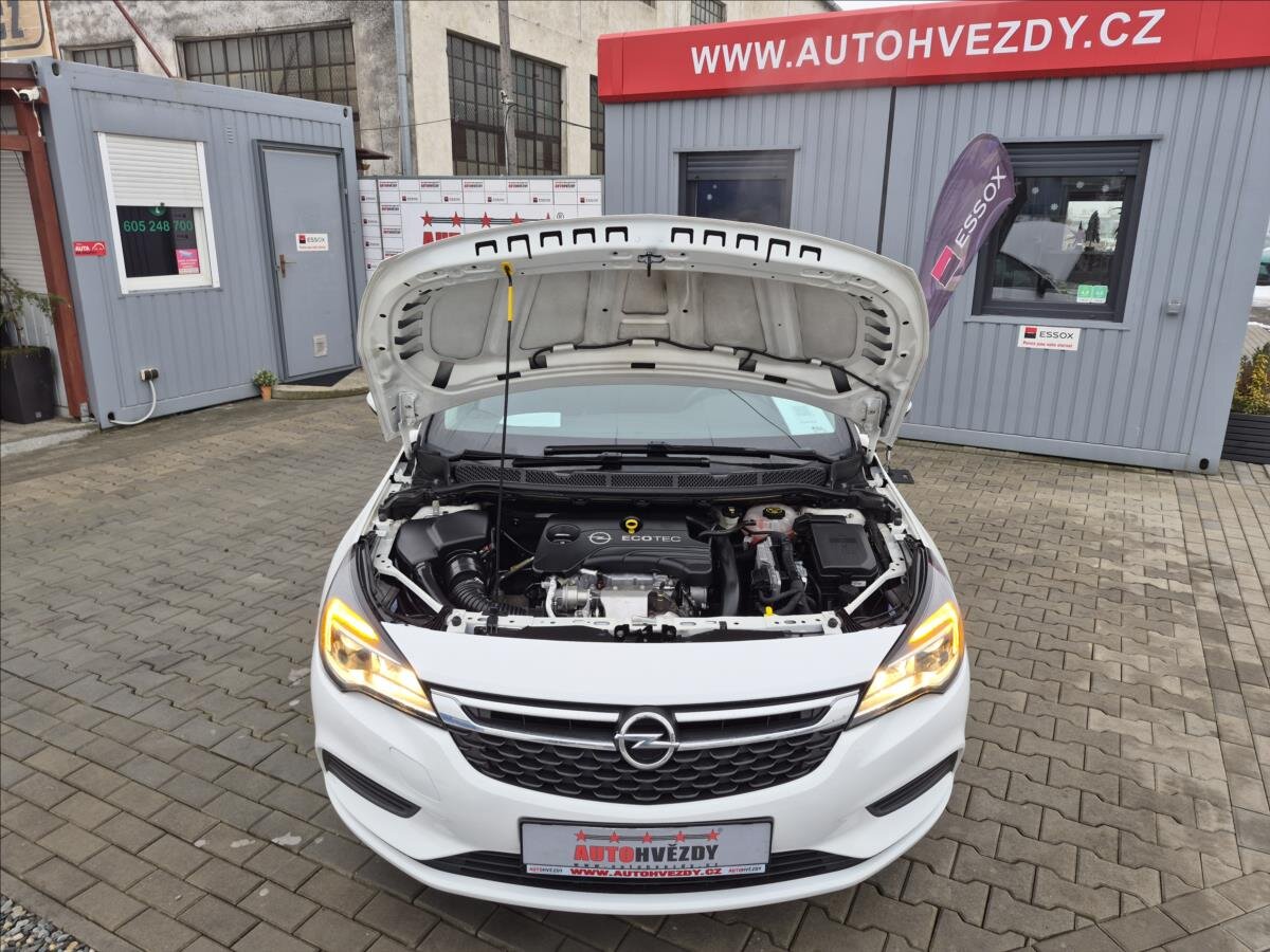 Opel Astra Hatchback 999,0 77 kw