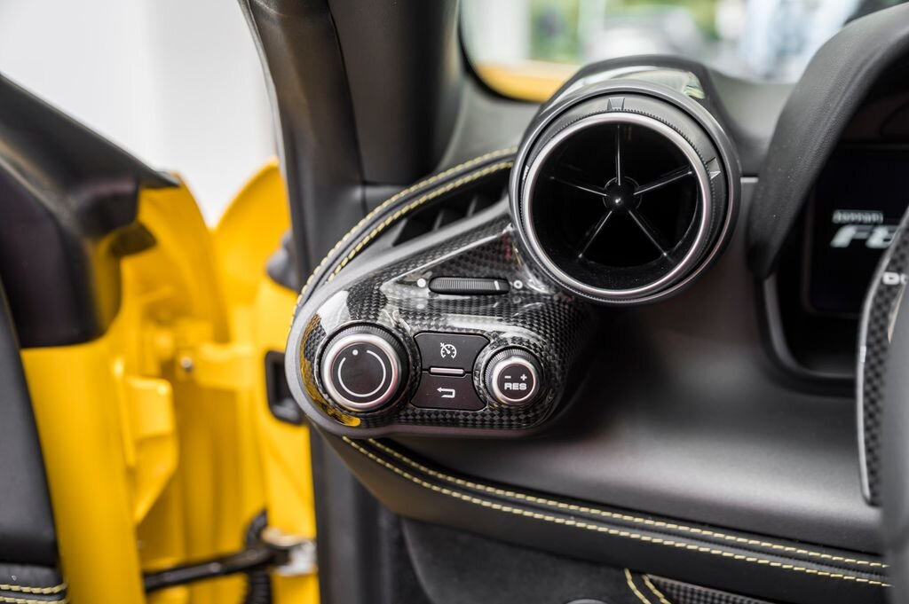 Ferrari Ostatní Kabriolet 3,9 l 530 kw