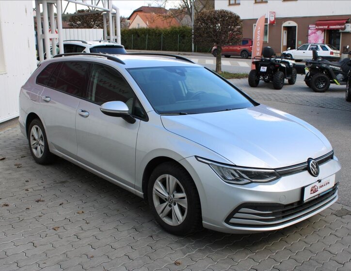 Volkswagen Golf Kombi 1,5 l 110 kw