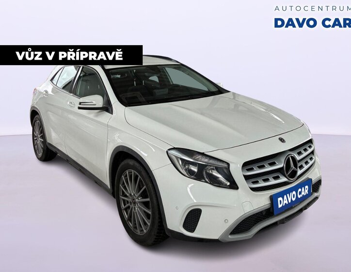 Mercedes-Benz GLA SUV / Terénní 2,1 l 100 kw