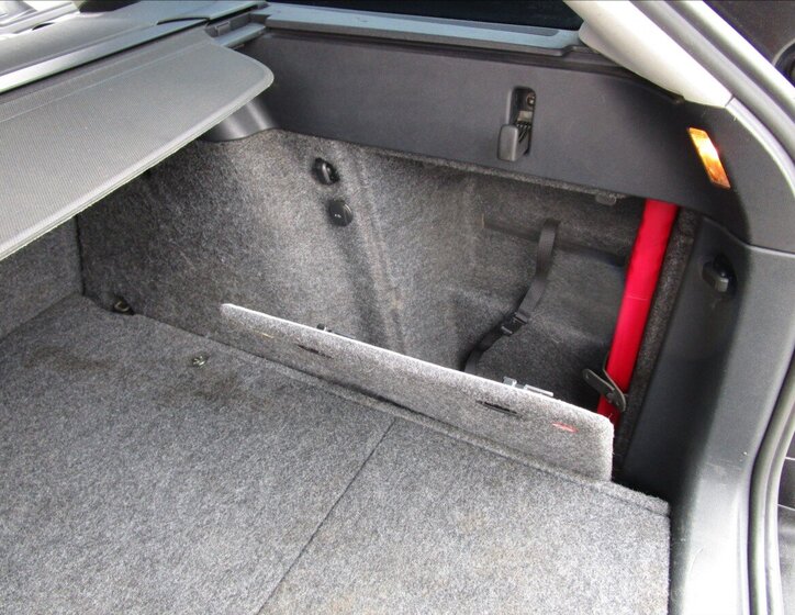 Škoda Octavia Kombi 2,0 l 103 kw