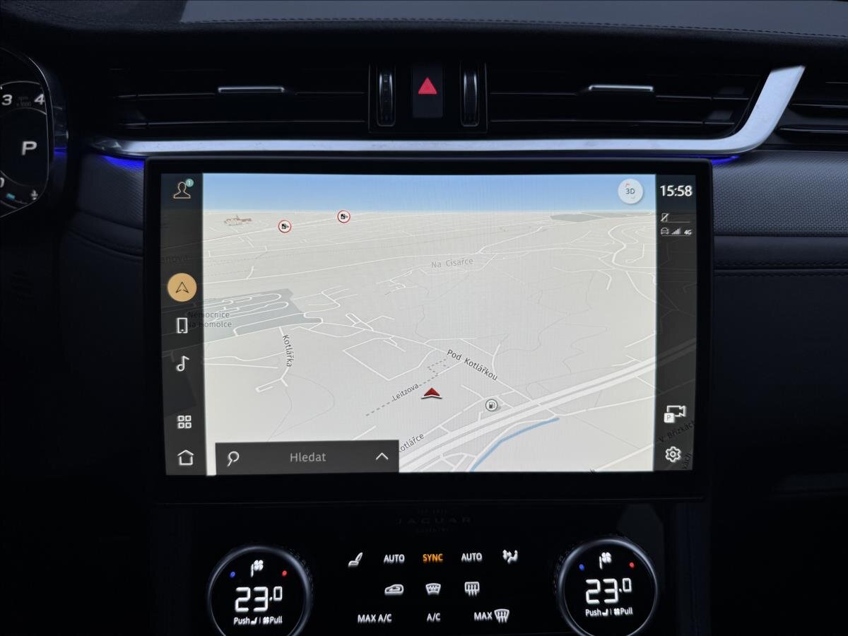 Jaguar F-Pace SUV / Terénní 5,0 l 405 kw