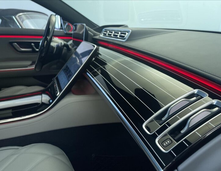 Mercedes-Benz Třídy S Ostatní 6,0 l 450 kw