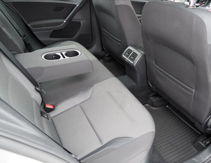 Volkswagen Golf Hatchback 1,6 l 85 kw