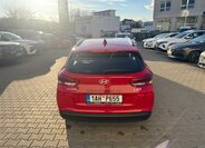 Hyundai i30 4