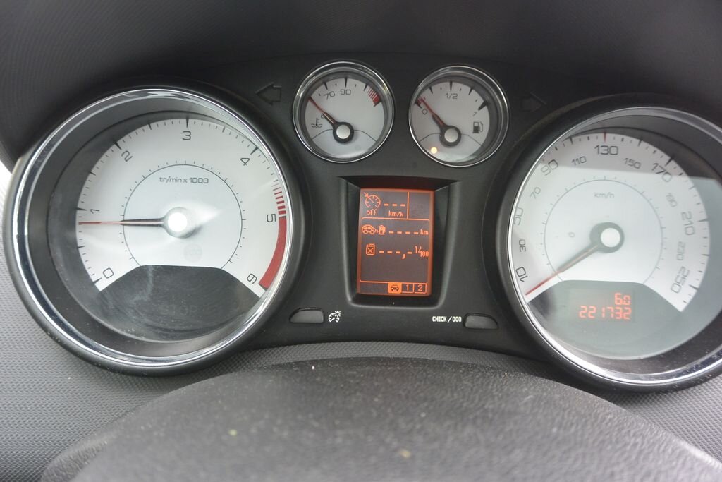 Peugeot 308 Kombi 2,0 l 110 kw