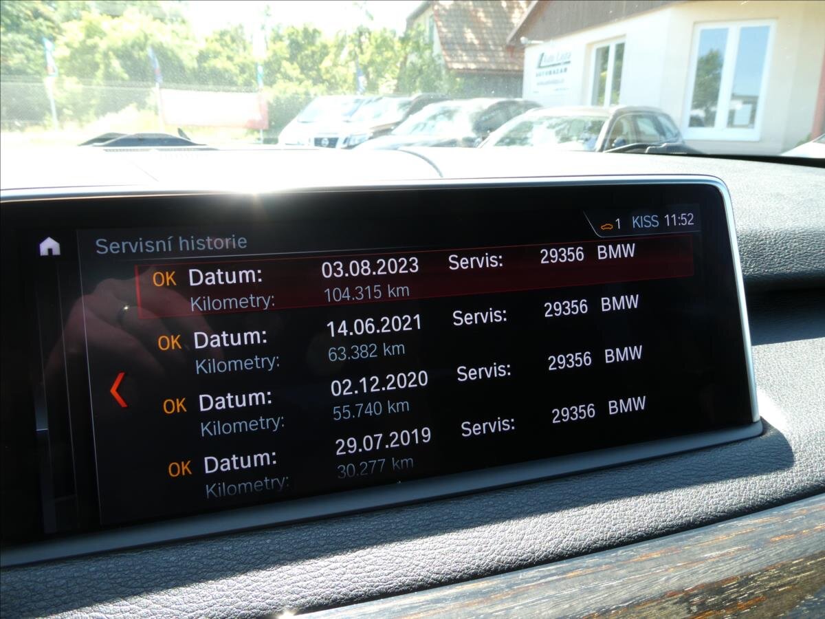 BMW X5 SUV 3,0 l 280 kw