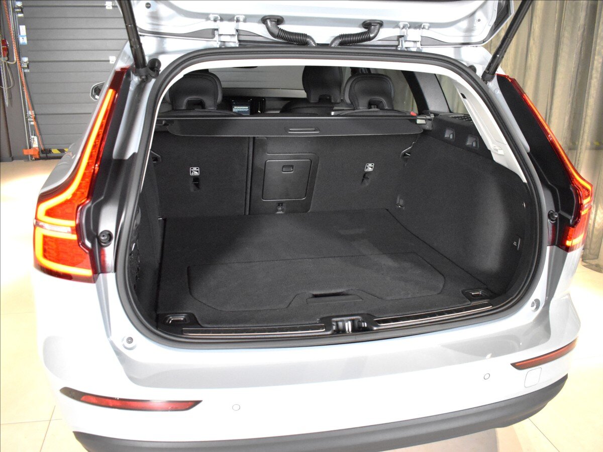 Volvo V60 Kombi 2,0 l 145 kw