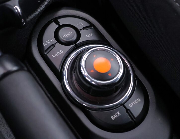 Mini Cooper Hatchback 1,5 l 100 kw