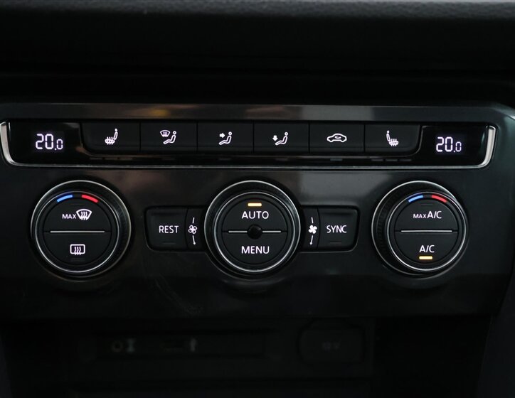 Volkswagen Tiguan SUV 1,4 l 110 kw