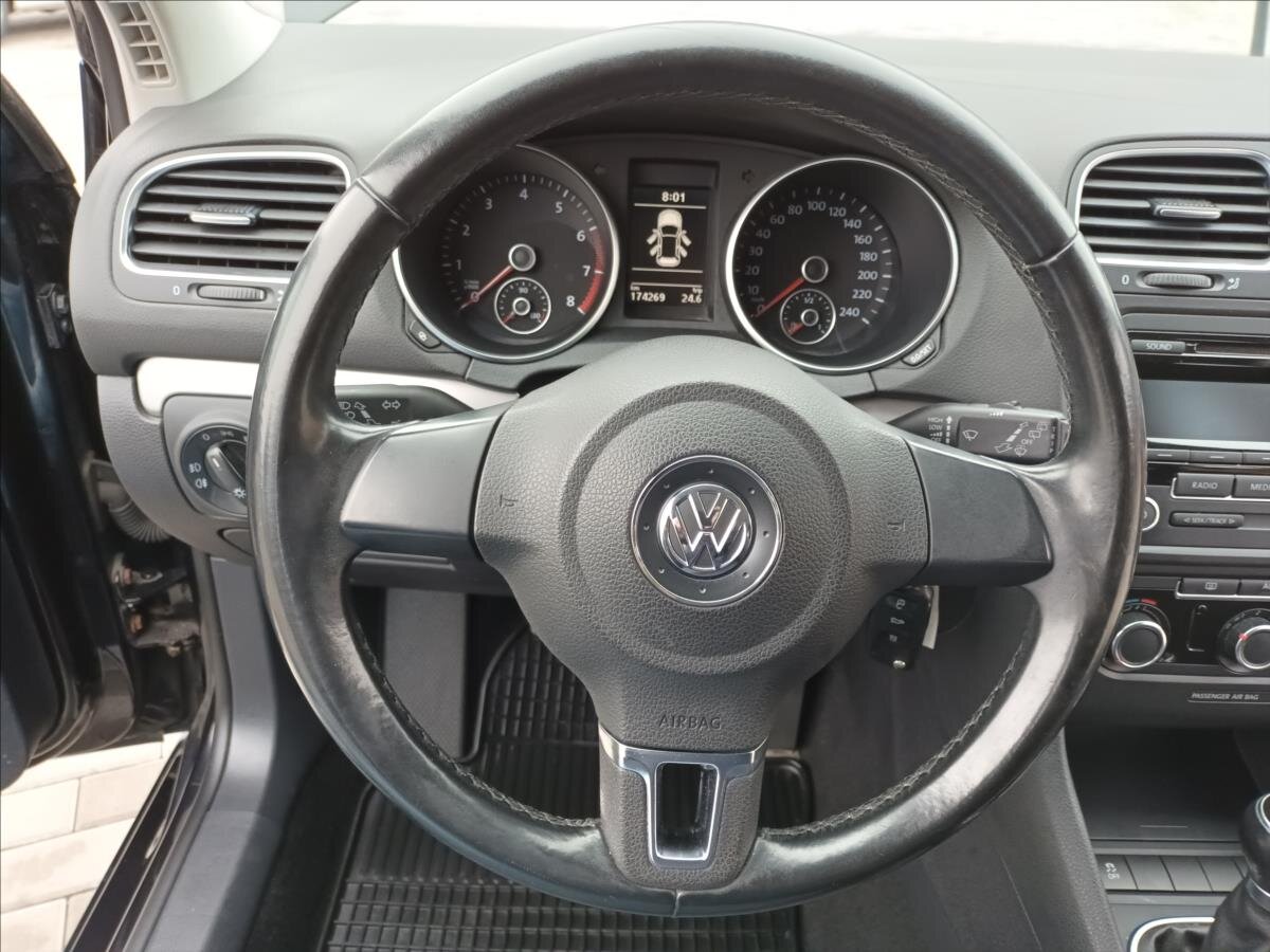 Volkswagen Golf Hatchback 1,2 l 77 kw