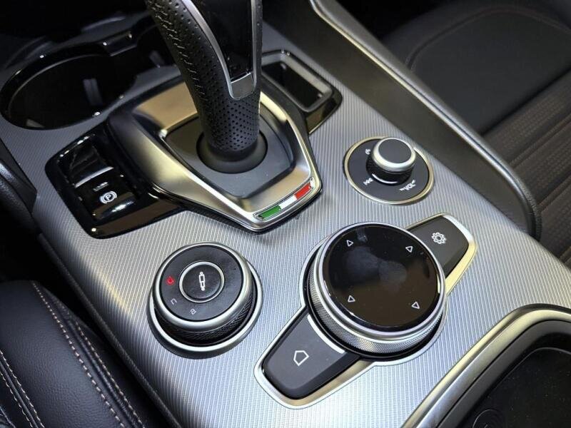 Alfa Romeo Giulia Ostatní 2,0 l 206 kw