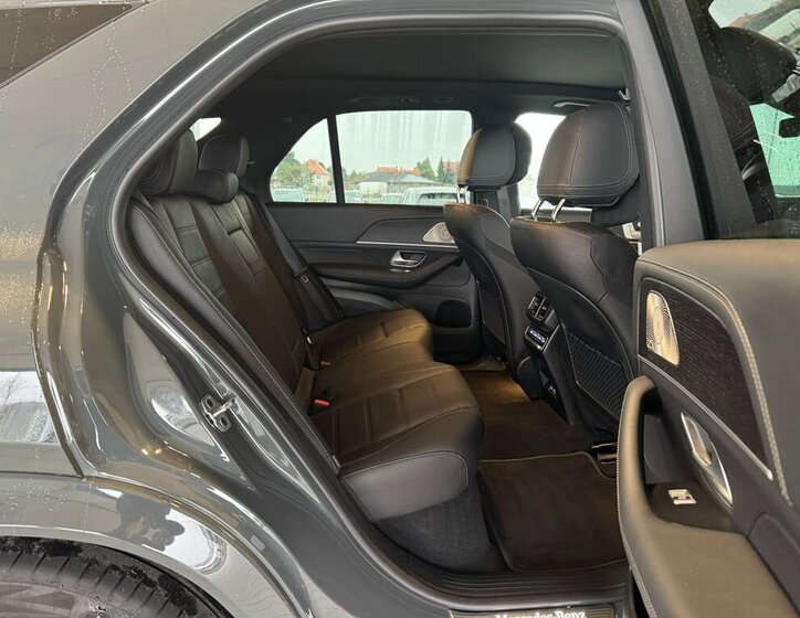 Mercedes-Benz GLE 12