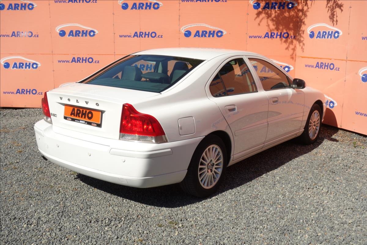 Volvo S60 Sedan 2,4 l 93 kw