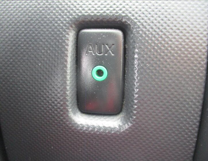 Subaru Justy Hatchback 998,0 51 kw