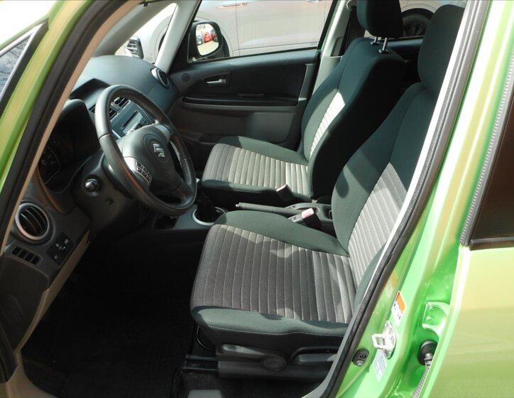 Suzuki SX4 Hatchback 1,6 l 79 kw