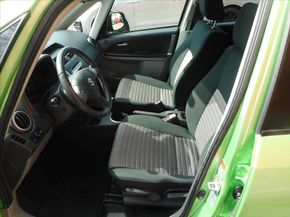 Suzuki SX4 Hatchback 1,6 l 79 kw