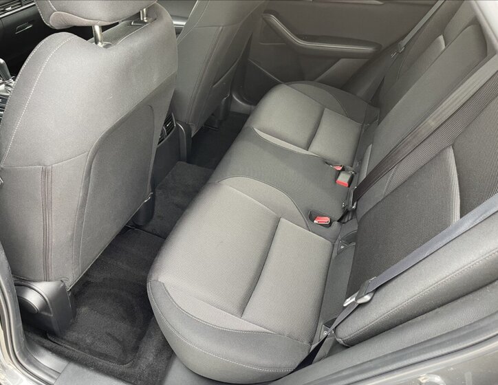 Mazda CX-30 Kombi 2,0 l 137 kw