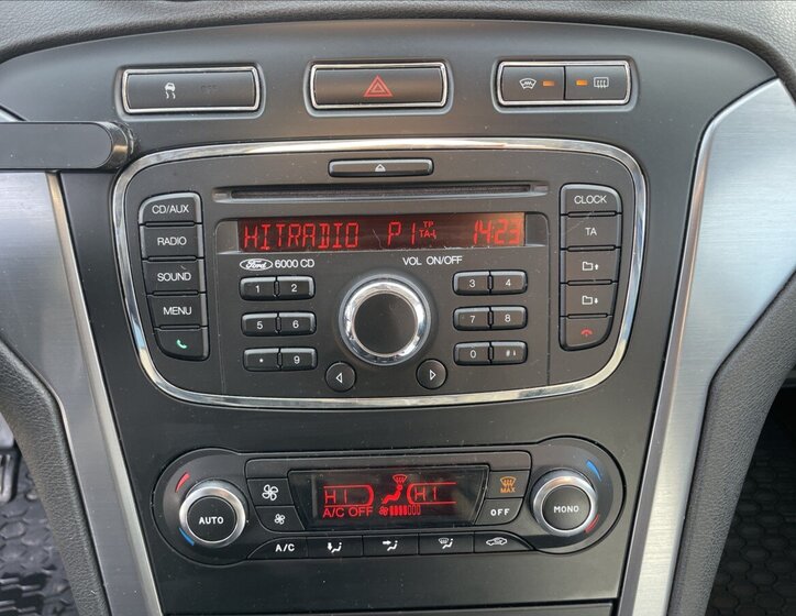 Ford Mondeo Kombi 2,0 l 103 kw