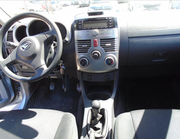 Daihatsu Terios SUV / Terénní 1,5 l 77 kw