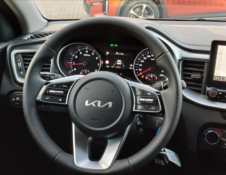 KIA Ceed 13