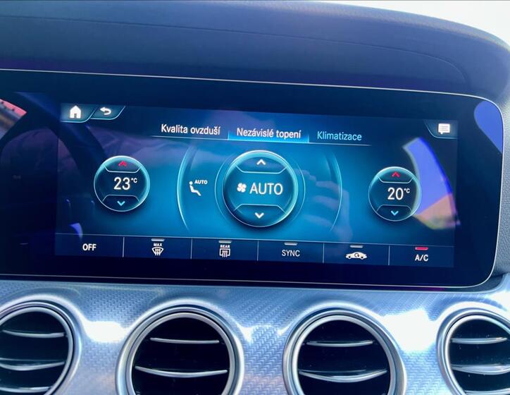 Mercedes-Benz Třídy E 44