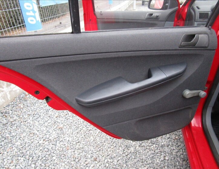 Škoda Fabia Hatchback 1,2 l 40 kw