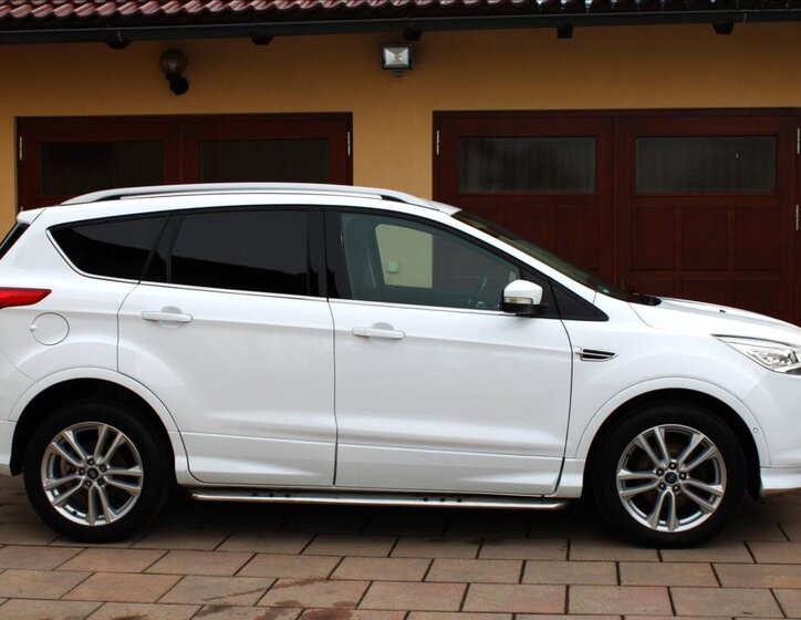 Ford Kuga SUV 1,5 l 110 kw