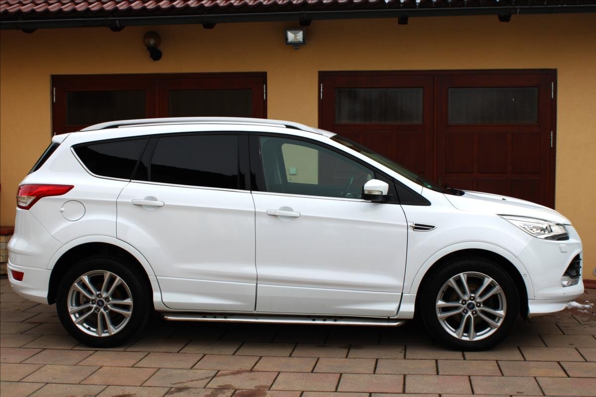 Ford Kuga SUV 1,5 l 110 kw