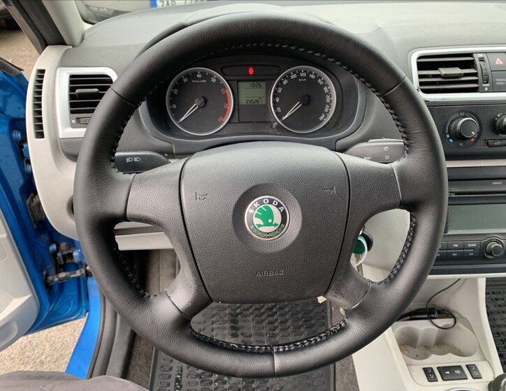 Škoda Roomster Kombi 1,6 l 77 kw