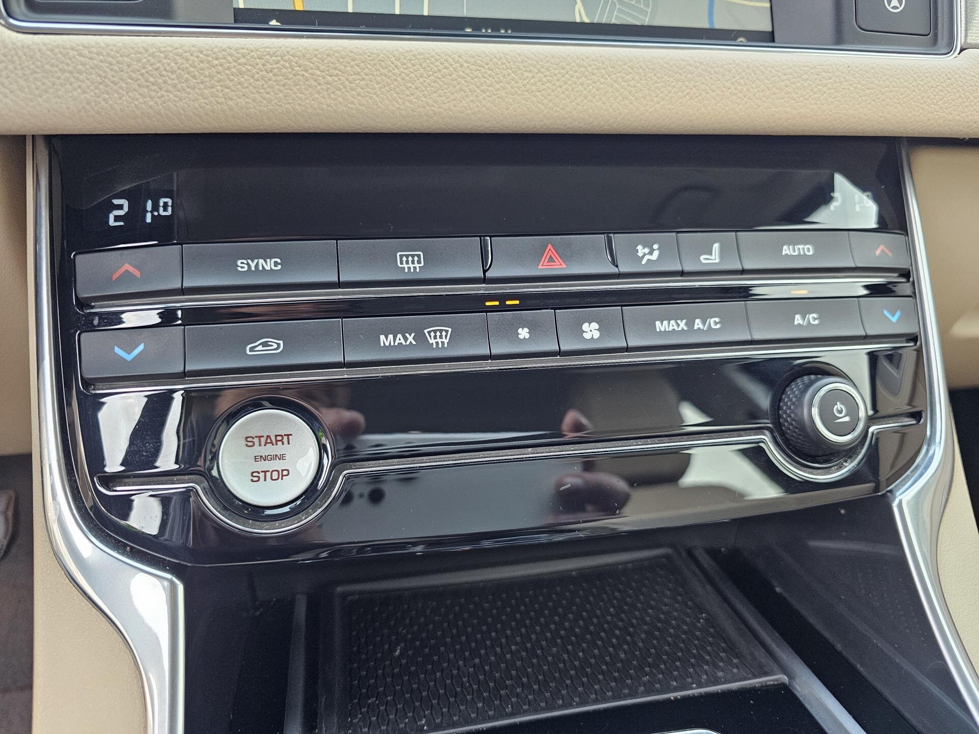 Jaguar XF Sedan 2,0 l 177 kw