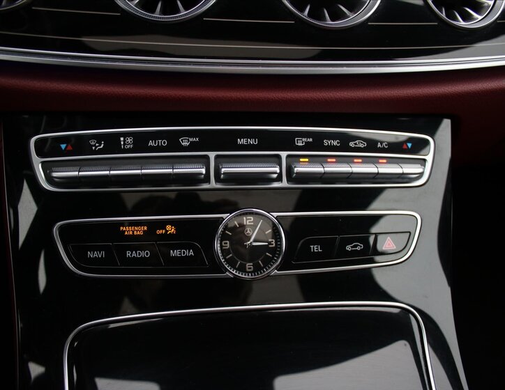 Mercedes-Benz CLS Sedan / Limuzína 3,0 l 270 kw