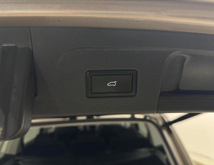 Volkswagen Touran MPV 2,0 l 110 kw