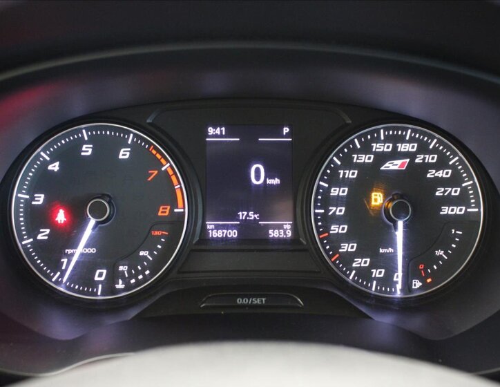 Seat Leon Hatchback 2,0 l 195 kw