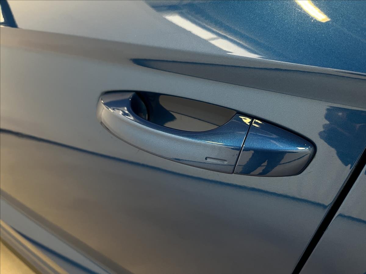 Škoda Karoq SUV 1,5 l 110 kw