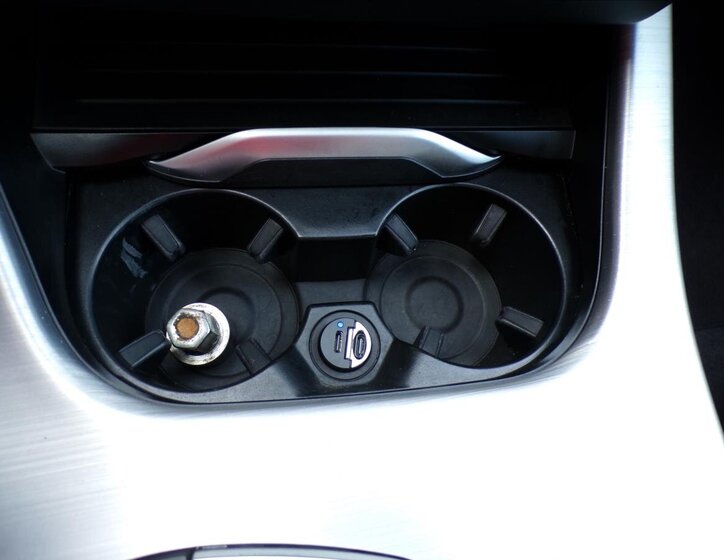 BMW X4 Sedan 3,0 l 190 kw