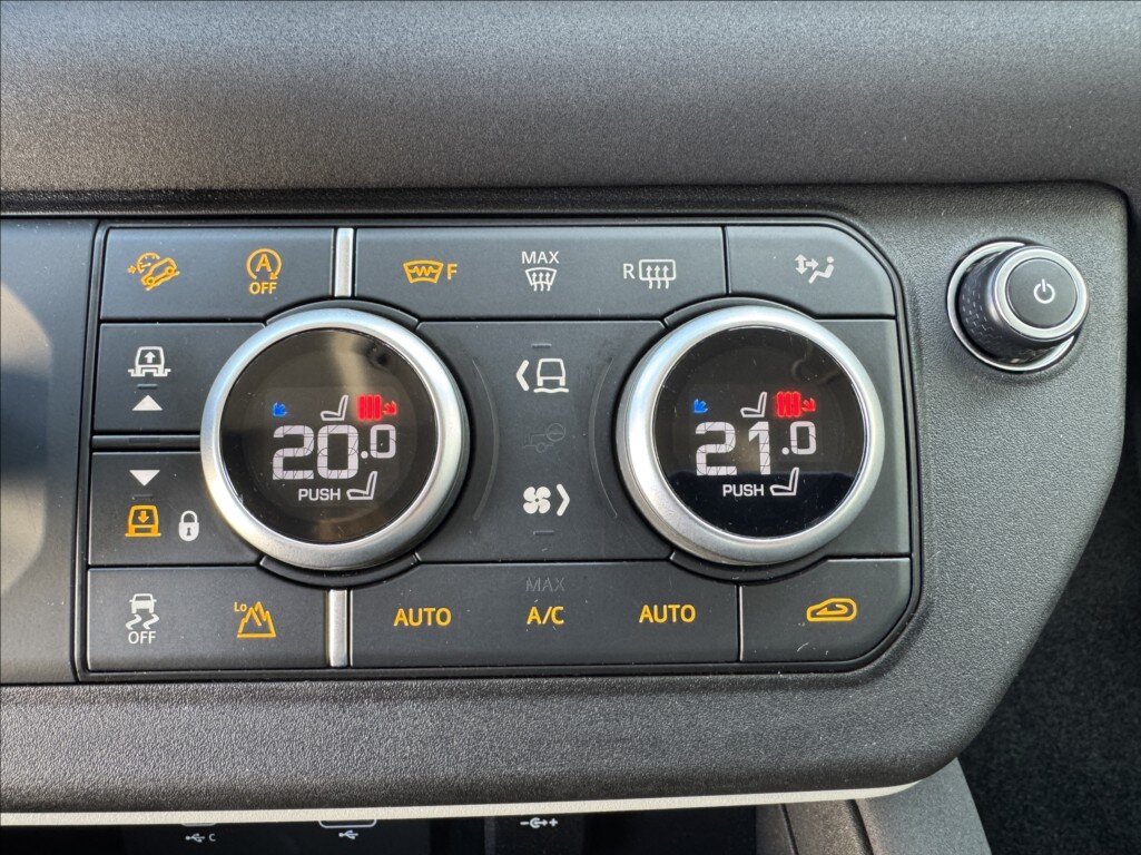 Land Rover Defender SUV / Terénní 3,0 l 221 kw