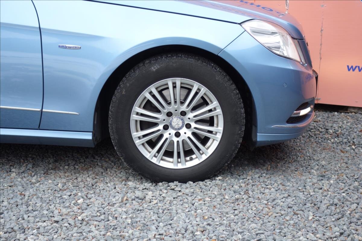 Mercedes-Benz Třídy E Kombi 3,0 l 195 kw