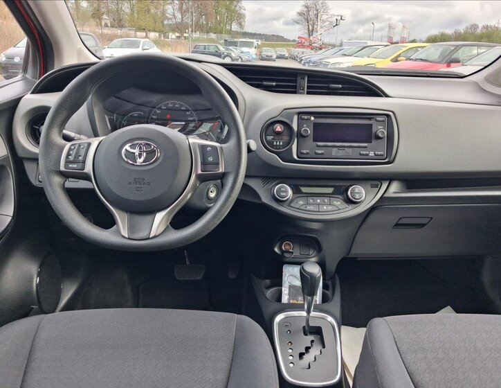 Toyota Yaris Kombi 1,5 l 54 kw